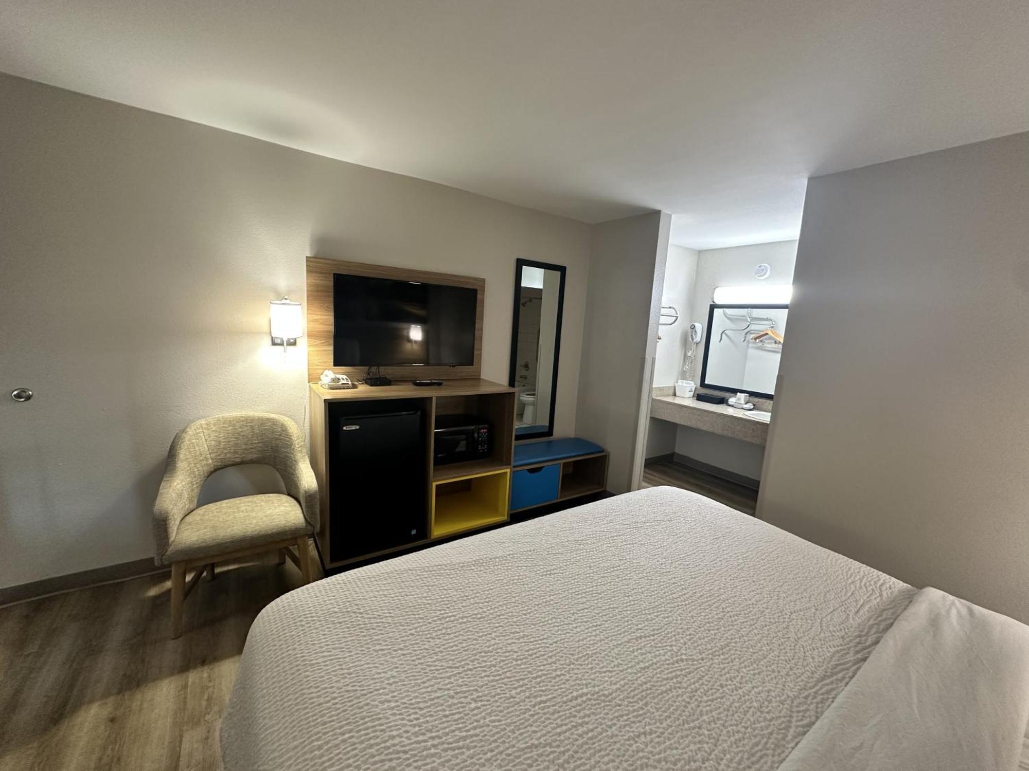 Days Inn By Wyndham Adel I-75 Exteriér fotografie